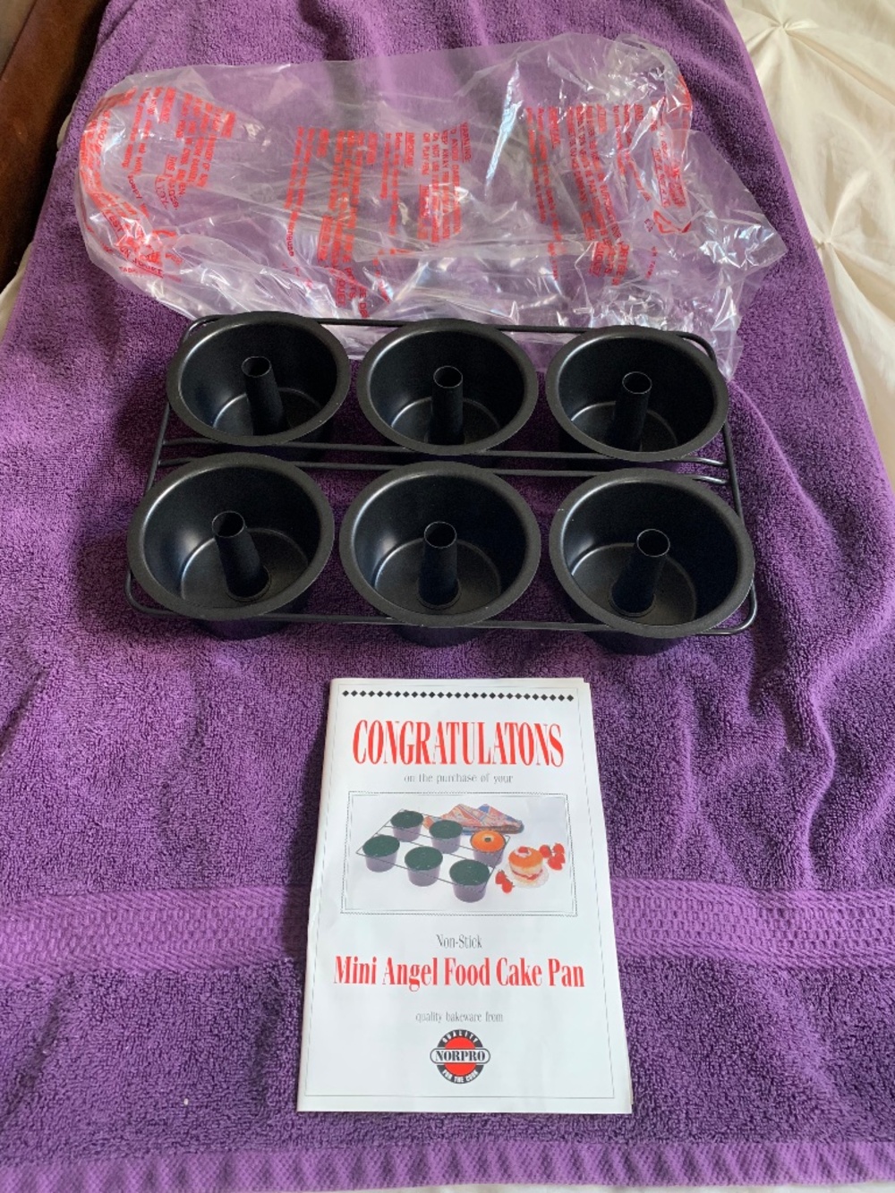 New 6 Mini Angel Food Cake Pan with Rack